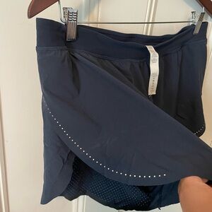 Find your pace high rise 3” short